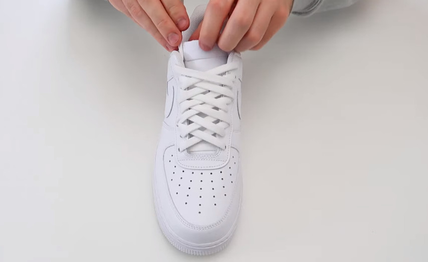 Mẫu thắt dây giày thể thao Adidas kiểu Diamond độc đáo