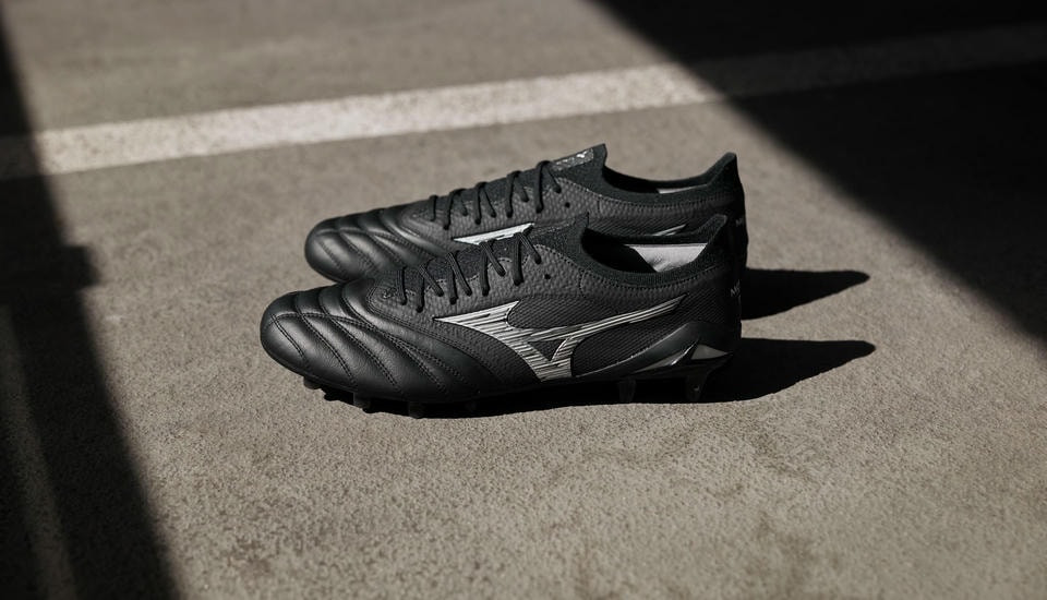 Mizuno Morelia Neo 4 Beta Unlimited Black phiên bản giới hạn