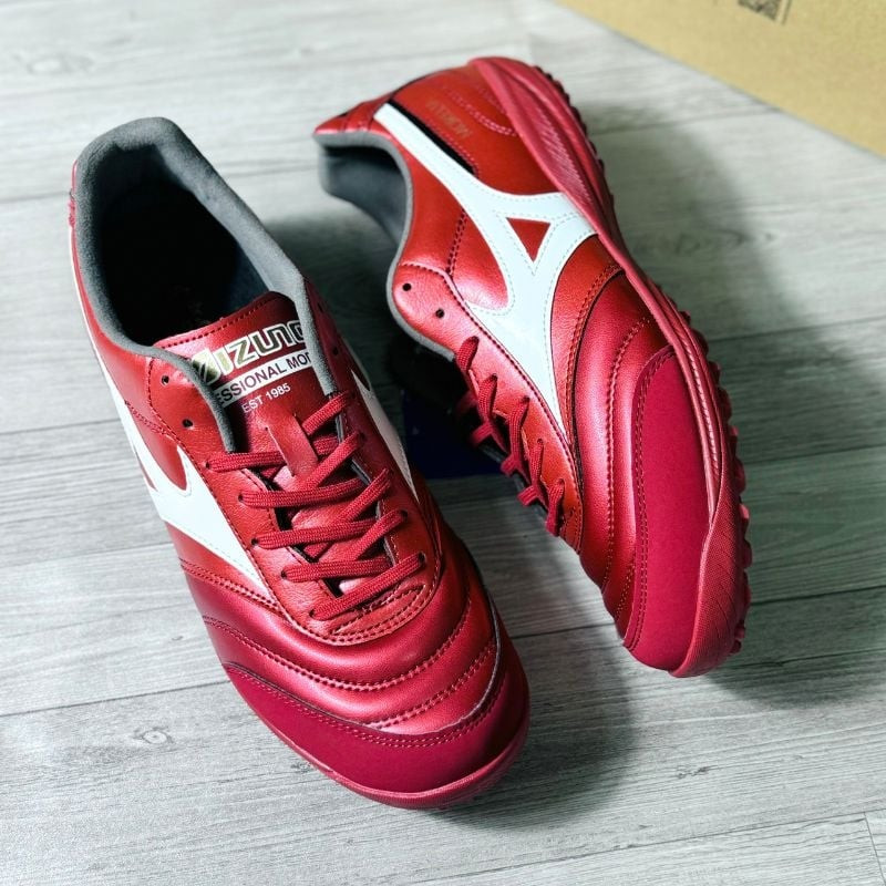 Mizuno Morelia Sala Pro Ruby Pack sở hữu đệm Energy