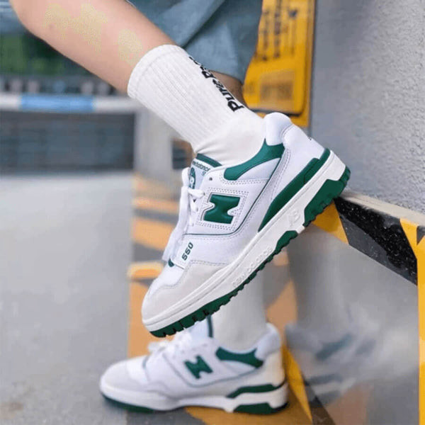 New Balance 550 với phong cách cổ điển và chi tiết dope