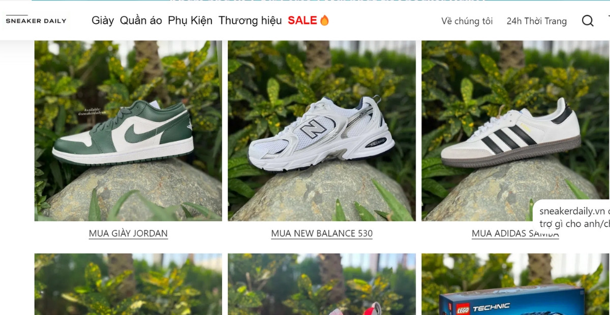 Người mua giày online tìm hiểu thông tin để chọn size phù hợp cho chân 27cm
