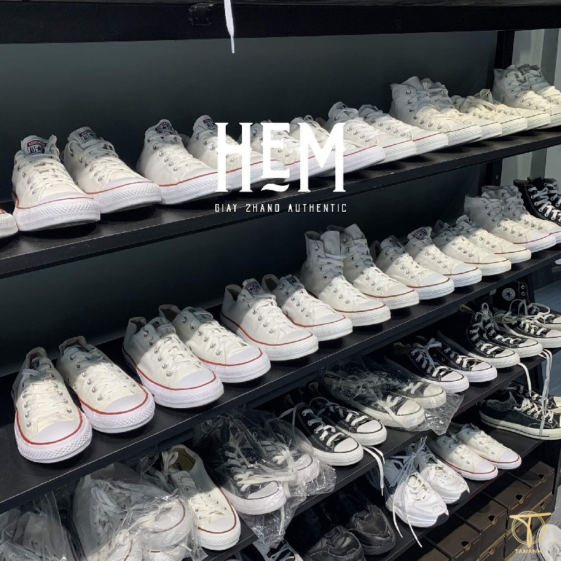 Bí Quyết Chọn Shop Giày 2hand Uy Tín Và Chất Lượng Cao Nhiều đôi giày 2hand chất lượng cao tại Hẻm Giày 2hand, một shop giày 2hand uy tín trên nền tảng online