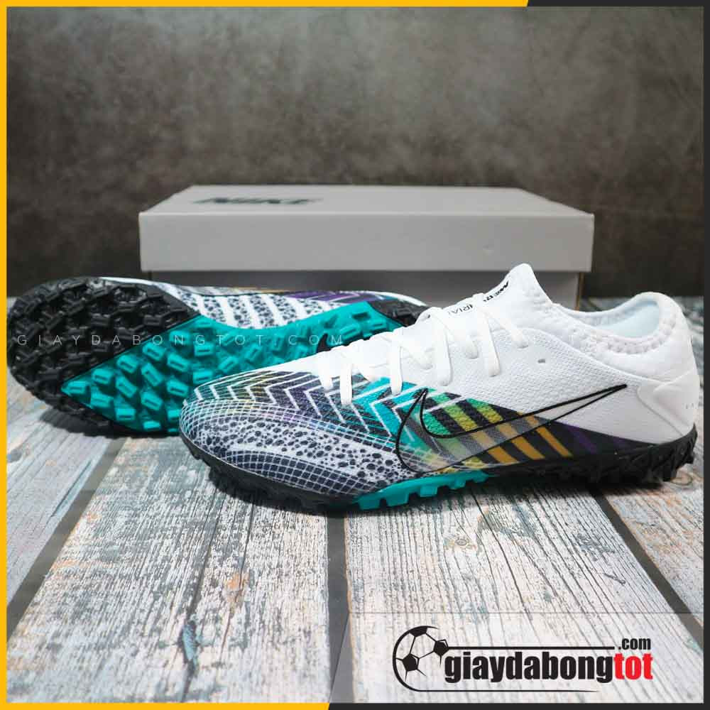 Nike Mercurial Vapor 13 Pro TF với thiết kế hiện đại, trọng lượng nhẹ