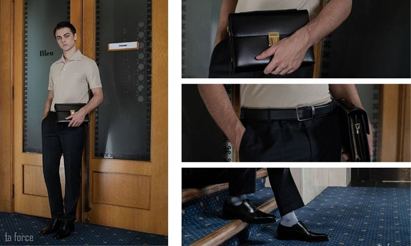Phong cách smart-casual với áo polo, quần chinos và giày tây đế gỗ năng động