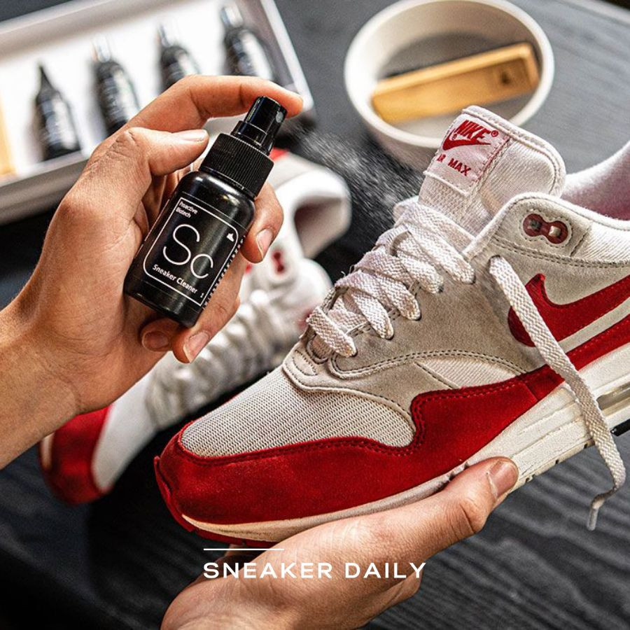 Quy trình vệ sinh giày sneaker chuyên nghiệp ở Hà Nội