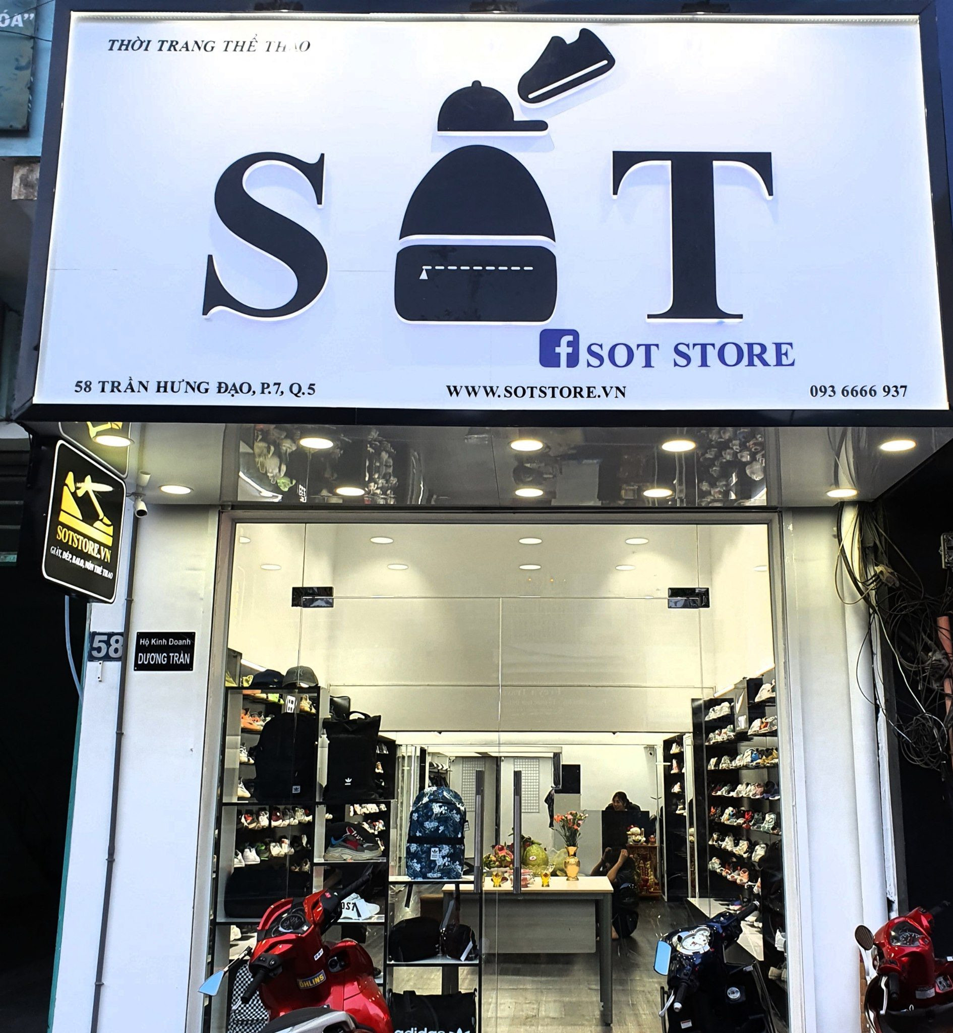 SOT Store - Shop giày sneaker chính hãng giá tốt tại Hồ Chí Minh