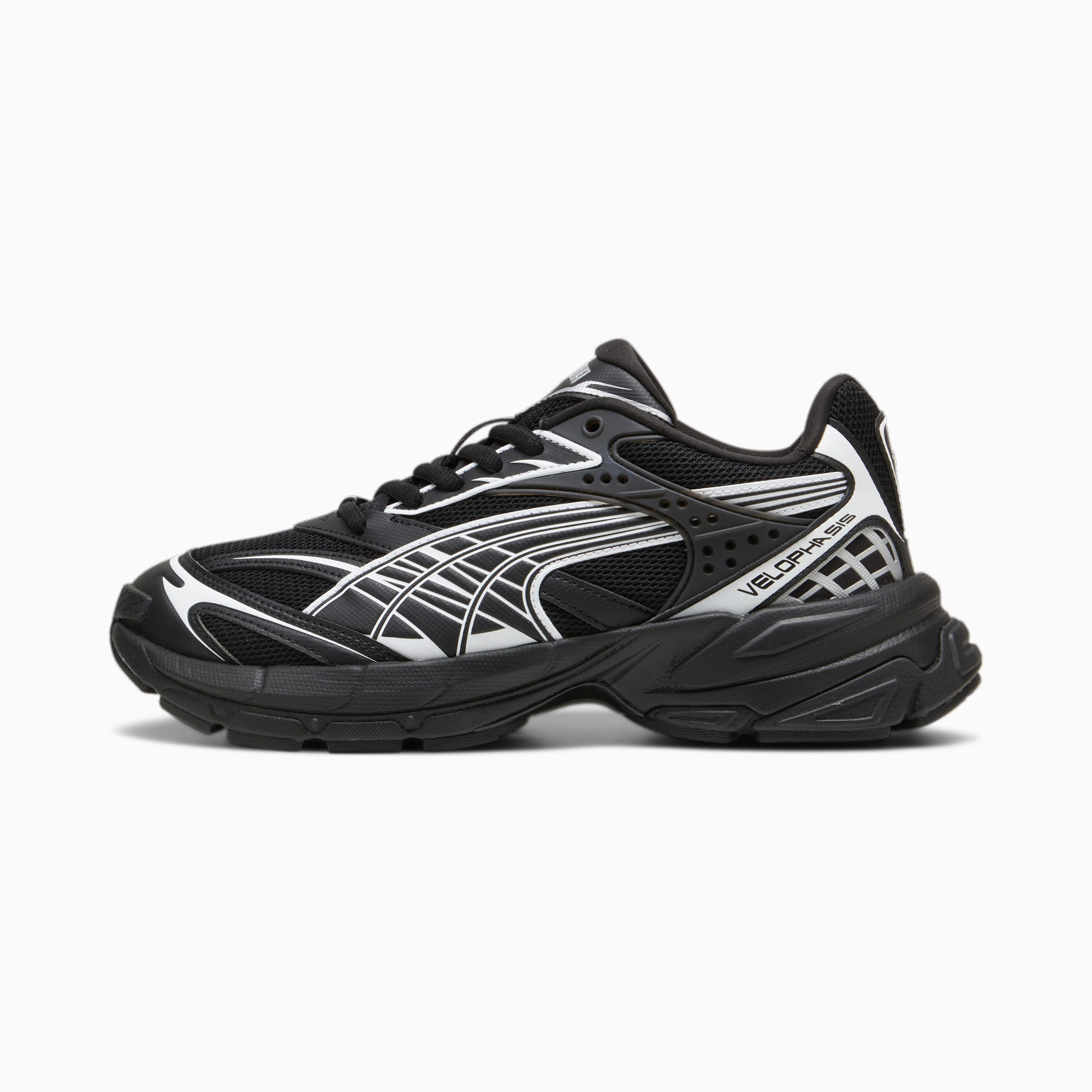 Thiết kế sneaker Puma Velophasis Always On với các mảng màu trắng, cam và xanh hiện đại