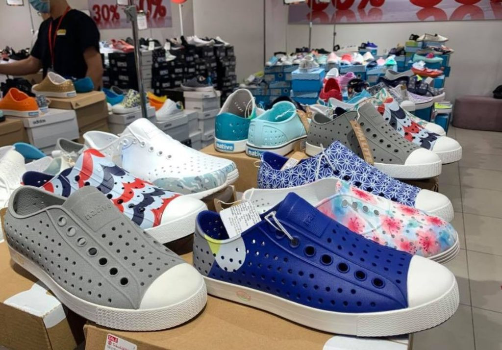 Tổng hợp mẫu giày Native phổ biến với nhiều màu sắc