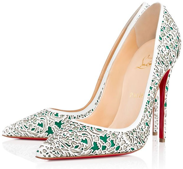 Giày cao gót Louboutin So Pretty màu be với họa tiết cắt laser tinh xảo.