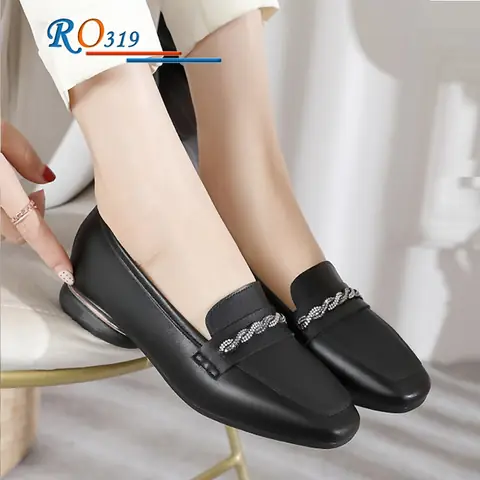 Những Đôi Giày Cao Gót Đắt Nhất Thế Giới: Khi Thời Trang Chạm Ngưỡng Nghệ Thuật