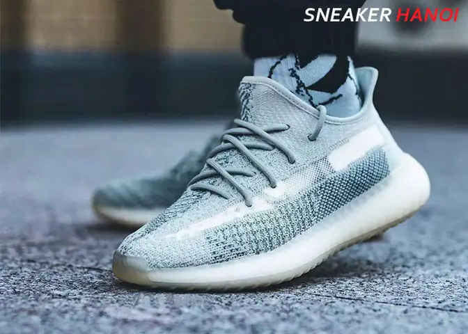 Top 15+ Đôi Giày Sneaker Trắng Nam Kinh Điển: Lựa Chọn Trường Tồn Cùng Thời Gian