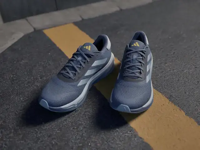 Top 10 Mẫu Giày Adidas Chạy Bộ Tốt Nhất: Đánh Giá Chi Tiết & Lựa Chọn Phù Hợp