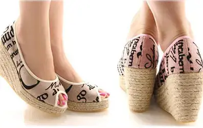 Top 10 Mẫu Giày Sandal Cho Nàng Chân To: Khéo Léo Che Khuyết Điểm, Tôn Dáng Đỉnh Cao