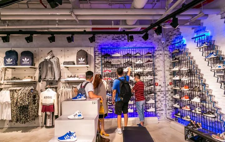 Top 10 Shop Mua Giày Thể Thao Nam Đẹp Conver Uy Tín, Giá Tốt Nhất