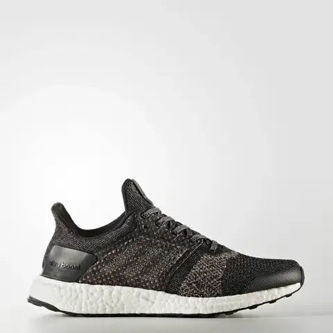 Đánh Giá Adidas Ultra Boost St S80616: Liệu "đế Mây" Có Đáng Với Kỳ Vọng?