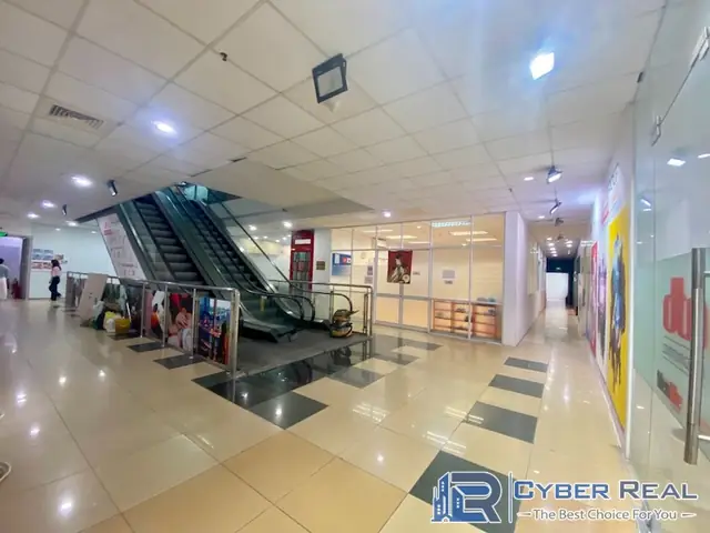 Đánh Giá Chi Tiết An Phú Plaza Lý Chính Thắng: Có Phải Là Thiên Đường Giày Sỹ Quan?
