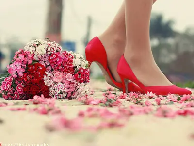 Anh Là Chàng Trai Mang Giày Xanh Chế: Giải Mã Trào Lưu Và Ý Nghĩa Văn Hóa Đằng Sau