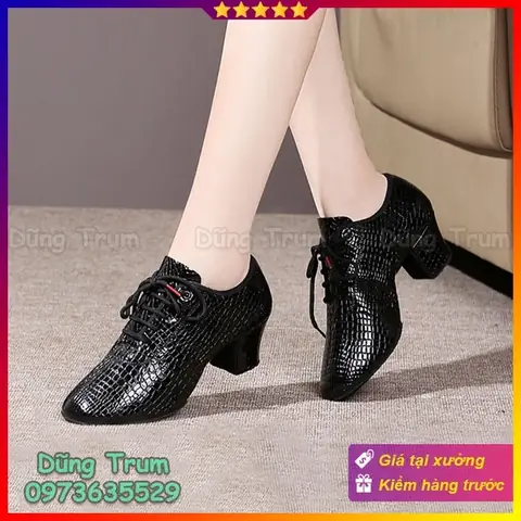 Top 10 Giày Ballroom Khiêu Vũ Tốt Nhất Cho Người Mới Bắt Đầu & Chuyên Nghiệp