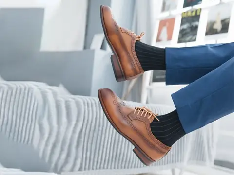 Bạn Đang Sở Hữu Bao Nhiêu Đôi Giày? Cách Tính Và Ý Nghĩa Đằng Sau Con Số