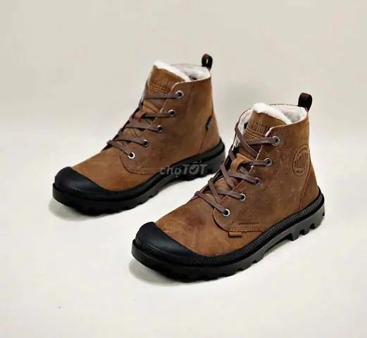 Đánh Giá Chi Tiết Giày Boot Nam Palladium Size 42 Đen: Liệu Có Xứng Đáng Là Lựa Chọn Hàng Đầu?