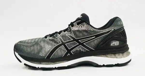 Đánh Giá Chi Tiết Giày Chạy Bộ Nam Asics Gel-nimbus 20: Có Xứng Đáng Đồng Tiền Bát Gạo?