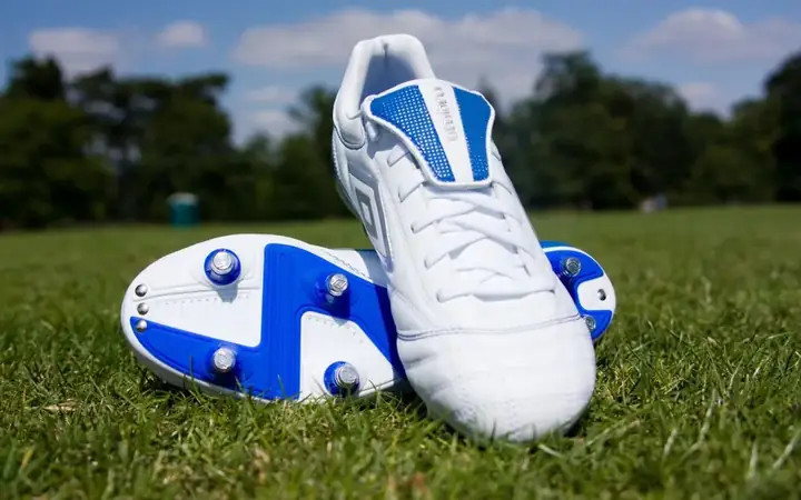 Bảng Quy Đổi Size Giày Bóng Đá Nike: Hướng Dẫn Chọn Size Chuẩn Nhất Cho Mọi Cầu Thủ Bảng Quy Đổi Size Giày Bóng Đá Nike: Hướng Dẫn Chọn Size Chuẩn Nhất Cho Mọi Cầu Thủ