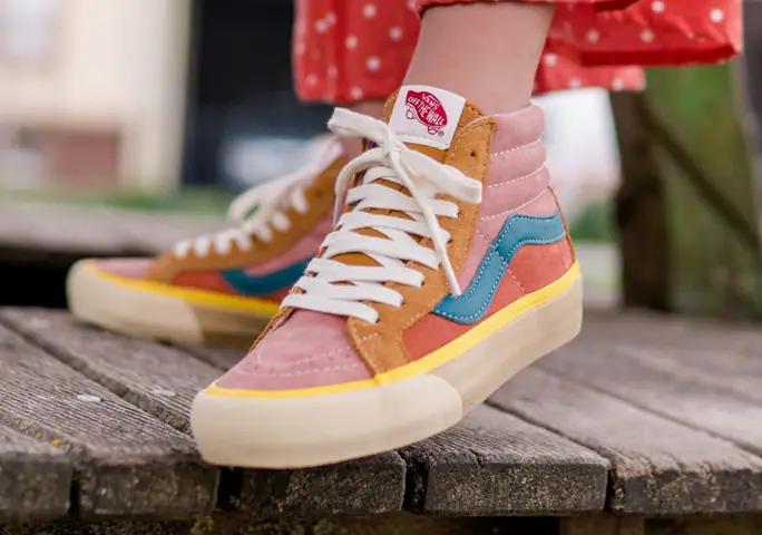 Bắp Chân To Có Nên Đeo Giày Converse Hay Không?