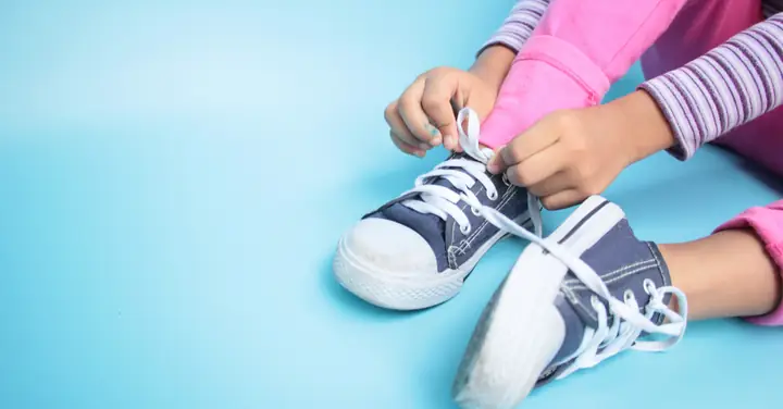 Bé Trai 6 Tuổi Đi Giày Size Bao Nhiêu? Hướng Dẫn Chọn Size Giày Chuẩn Nhất