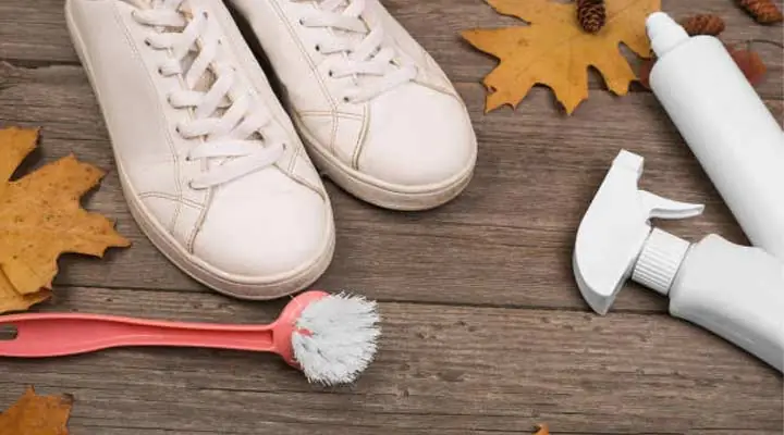 Top 10 Bộ Dụng Cụ Vệ Sinh Giày Thể Thao Tốt Nhất Hiện Nay: Đánh Giá Chi Tiết & Lựa Chọn Tối Ưu
