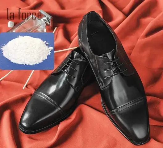 Các Cách Xử Lý Giày Bị Cứng Đế Hiệu Quả Tại Nhà Cho Đôi Chân Êm Ái