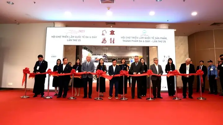 Top 10 Doanh Nghiệp Giày Việt Nam Đạt Chuẩn Quốc Tế Nổi Bật Nhất Top 10 Doanh Nghiệp Giày Việt Nam Đạt Chuẩn Quốc Tế Nổi Bật Nhất