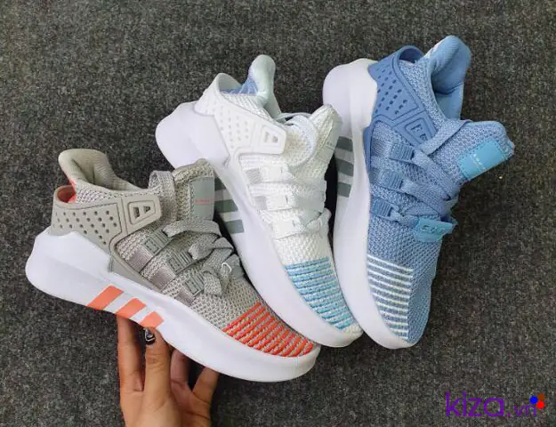 Top Các Mẫu Giày Hot Cho Giới Trẻ 2019: Những Lựa Chọn Không Thể Bỏ Qua