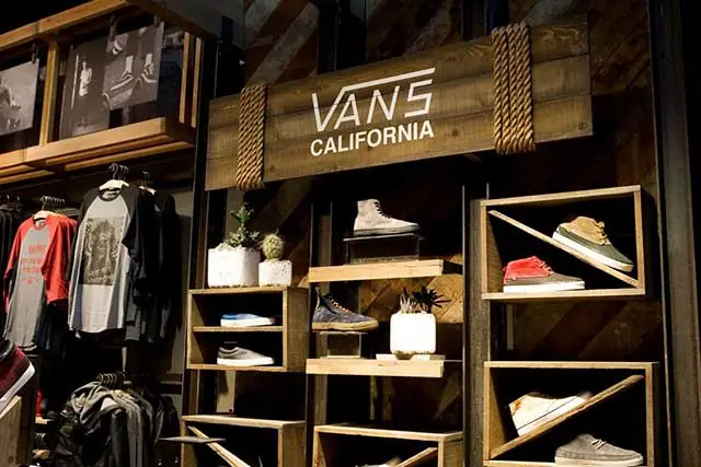 Top 5+ Cửa Hàng Giày Vans Chính Hãng Ở Hà Nội Uy Tín Nhất (cập Nhật 2024)