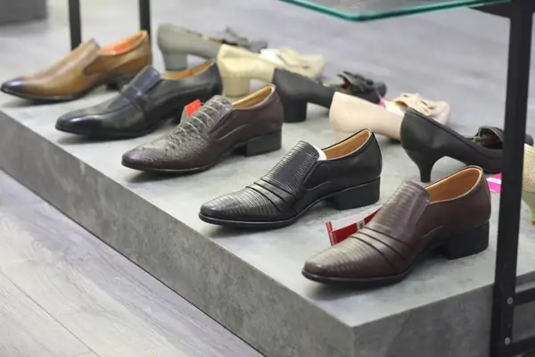 Top 5 Tiệm Giày Nam Chất Lượng Cao Cho Quý Ông Sài Gòn