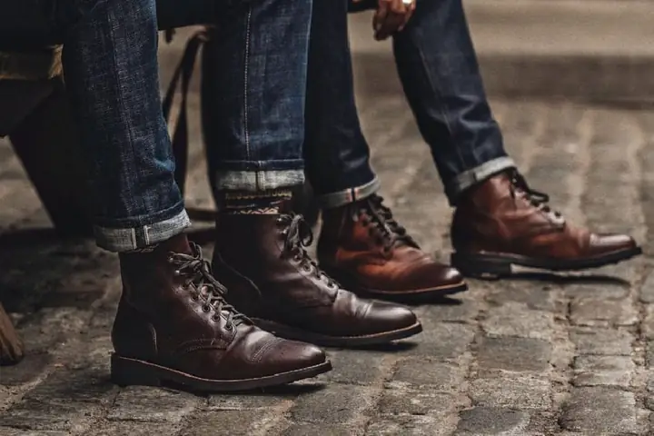 Cách Buộc Dây Giày Dr. Martens Cao Cổ: Cẩm Nang Toàn Tập Cho Phong Cách Cá Tính
