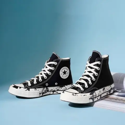Cách Buộc Dây Giày Dr. Martens Cao Cổ: Cẩm Nang Toàn Tập Cho Phong Cách Cá Tính