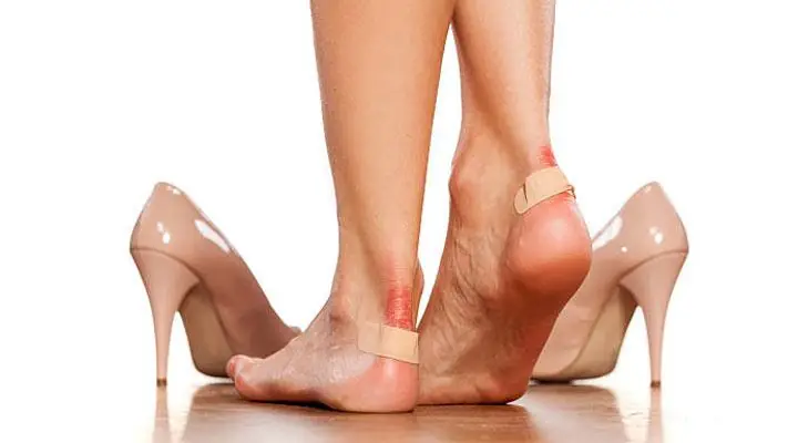 Cách Đi Giày Búp Bê Không Rớt Gót