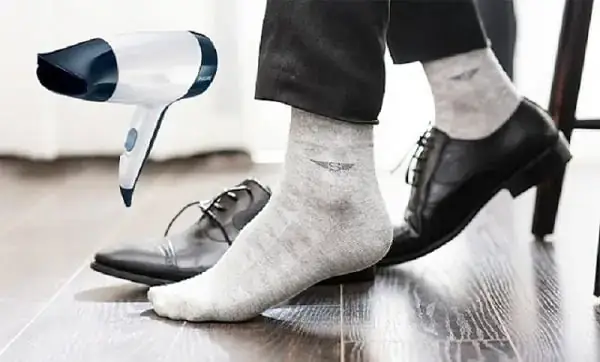 Các Phương Pháp Làm Cho Giày Thể Thao Chật Lại An Toàn Và Hiệu Quả Tại Nhà