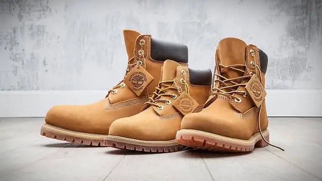 Cách Mang Giày Timberland Khi Mặc Qua Dài