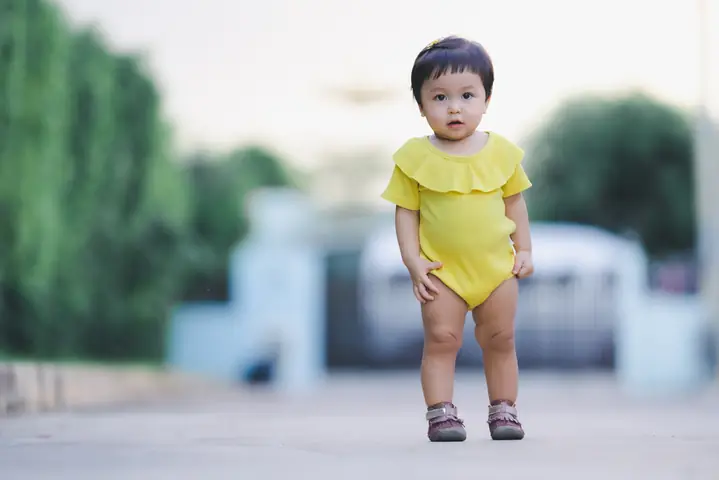 Cách May Giày Tập Đi Cho Bé Trai