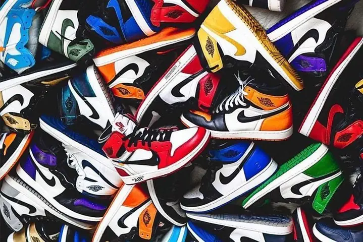 Cách Nhận Biết Giày Yeezy Rep 1:1 Chi Tiết Nhất Cho Người Mới Bắt Đầu