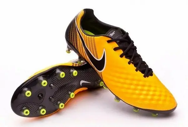Kiến Thức Toàn Tập Về Phân Biệt Giày Nike Chính Hãng