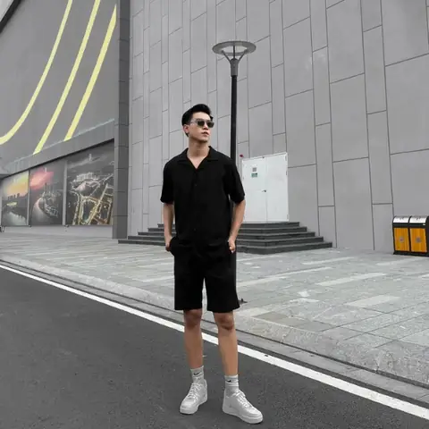 Phối Đồ Chuẩn Style: Cẩm Nang Toàn Tập Cho Giày Sneaker Nam