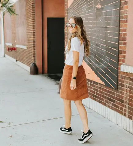 Cẩm Nang 15+ Cách Phối Đồ Với Giày Vans Old Skool Nữ: Từ Cơ Bản Đến Nâng Tầm Phong Cách