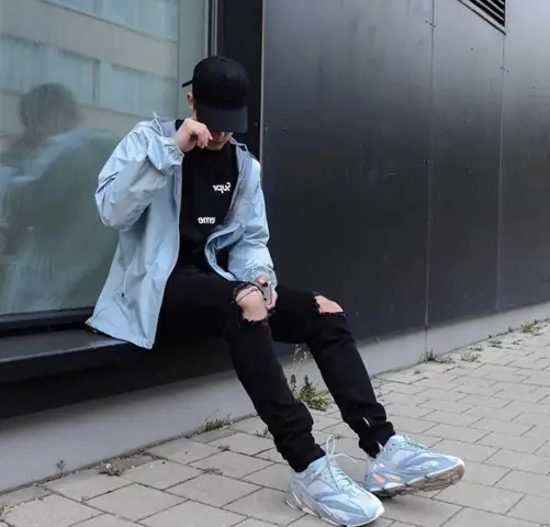 Cẩm Nang Phối Đồ Với Giày Yeezy 700 Nữ: Từ Phong Cách Đường Phố Đến Outfit Sang Chảnh