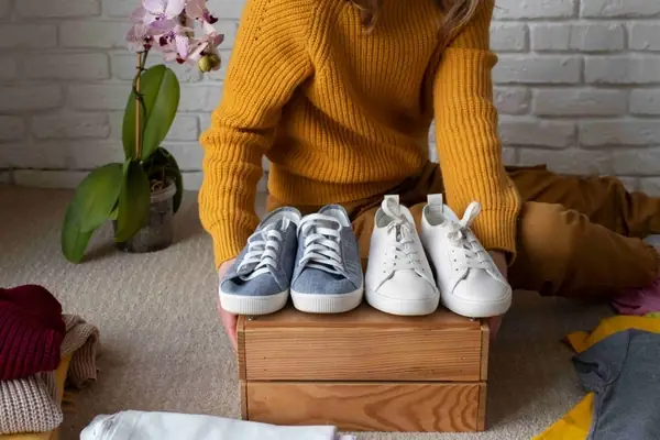 Top 15+ Cách Phối Giày Thể Thao Nữ Màu Xanh Dương Thanh Lịch, Cá Tính