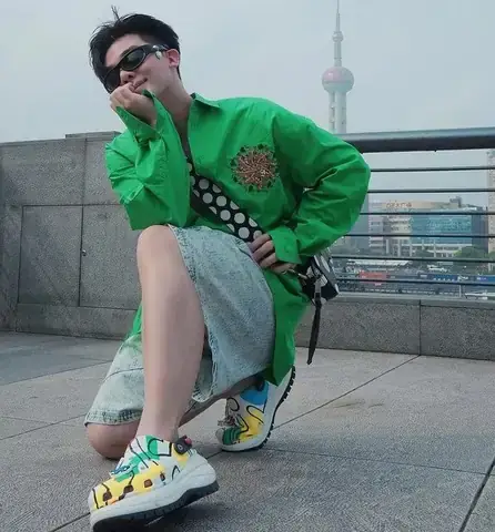 Cách Phối Quần Kaki Đùi Nam Với Giày: Cẩm Nang Toàn Tập Cho Phong Cách Sành Điệu