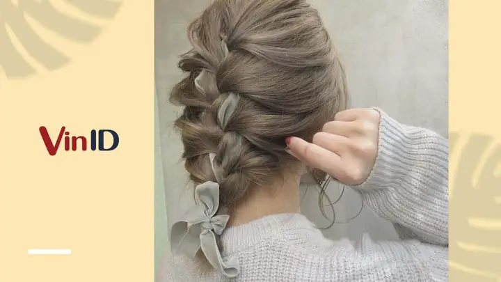 Cách Tết Tóc Từ Tóc Dài Thành Tóc Bob Cụp: Cẩm Nang Chi Tiết Từ A-z