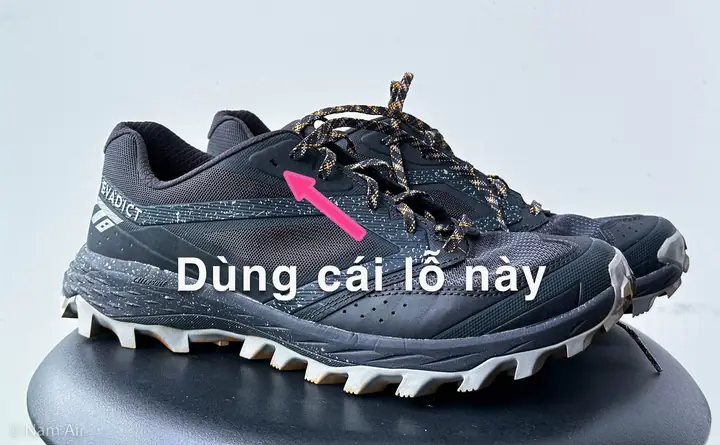 Cách Xỏ Dây Giày Không Bị Trượt Gót