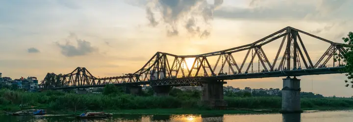 Đánh Giá Chi Tiết 5 Chai Xịt Tẩy Trắng Giày Dép Và Túi Xách Hiệu Quả Nhất Hiện Nay